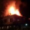 Incendio a Vallefoglia, a fuoco tetto di una villa